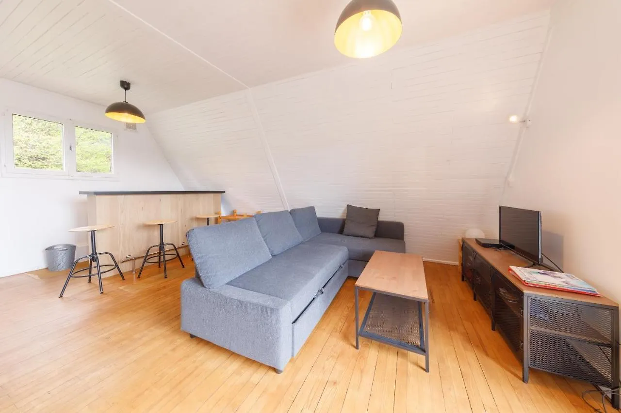 Superbesse - Maison Avec Vue Sur La Vallee Holiday home